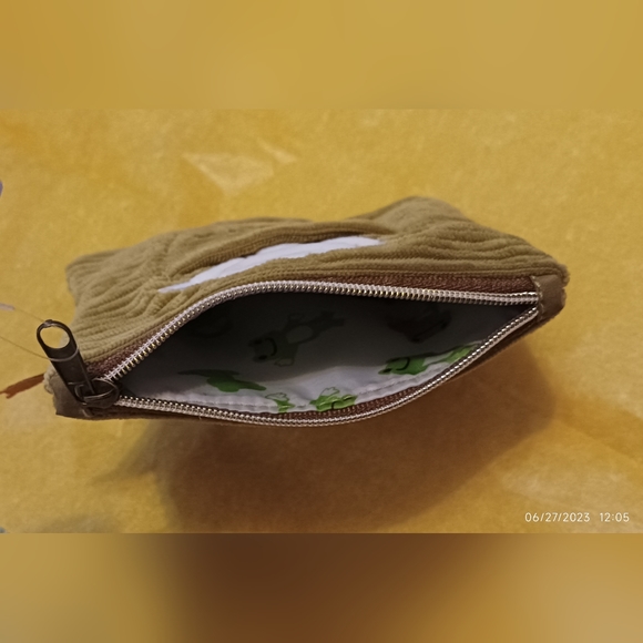 Pickles the frog small flat pouch / coin purse / bag - Picture 3 of 6